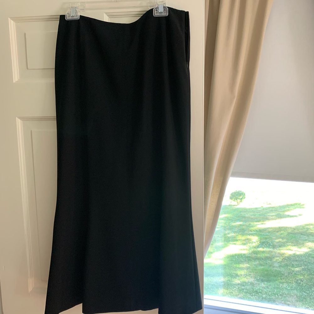 Long black skirt